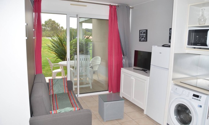Chateau-d'Olonne Apartment | APARTMENT D013 seafront residence with two heated pools