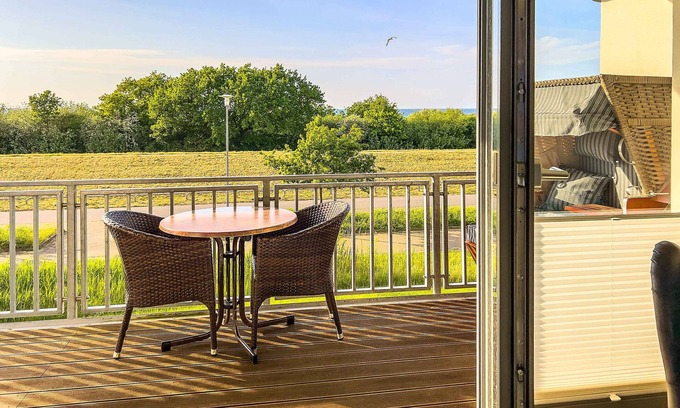 Boergerende-Rethwisch Apartment | Apartment 'Villa Deichgraf 12 Meerblick' with Sea View, Balcony and Wi-Fi