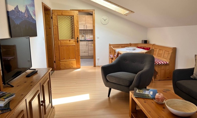 Oberschonau Apartment | Apartment no. 16, 4-6 persons, 85 sqm, 3 bedrooms, extra bathroom, balcony