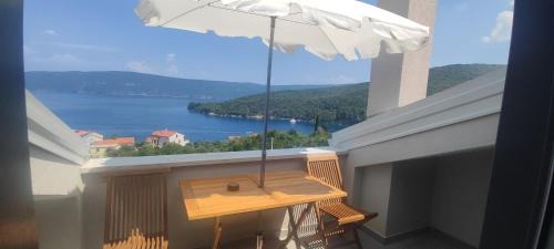 Valun Apartment | Apartment Desanti 4 Valun