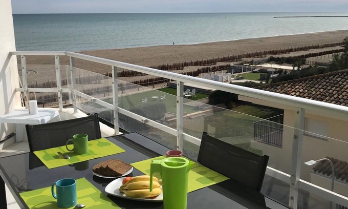 Les Deveses Apartment | Apartment edge of beach with exceptional sight