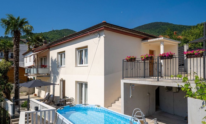 Rukavac Apartment | Apartment Erin by Interhome