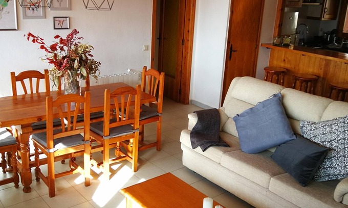Bellver de Cerdanya Apartment | Apartment 3 rooms Fireplace, Views, Pet-Friendly & Dishwasher