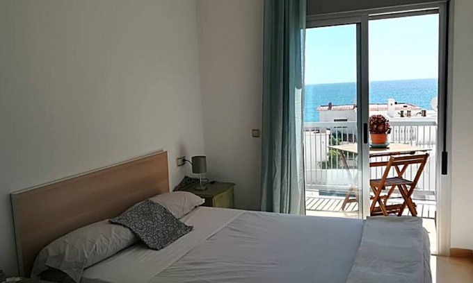Carboneras Apartment | Apartment facing the sea
