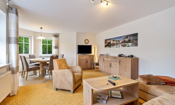 Schwalefeld Apartment | Apartment 'Ferienwohnung Typ 3' with Mountain View, Shared Terrace and Wi-Fi