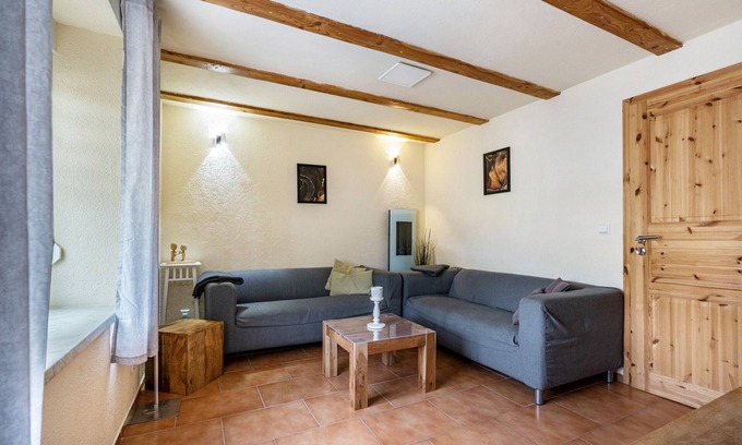 Oberwiesenthal Apartment | Apartment 'Ferienhaus Fichtelberg Apartement B' with Mountain View, Private Terrace and Wi-Fi