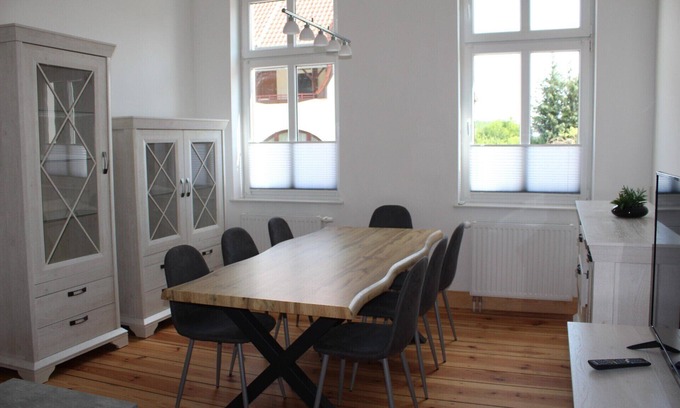 Lychen Apartment | Apartment 'Ferienwohnung Eg Links - Lychen' with Lake View, Shared Terrace and Wi-Fi