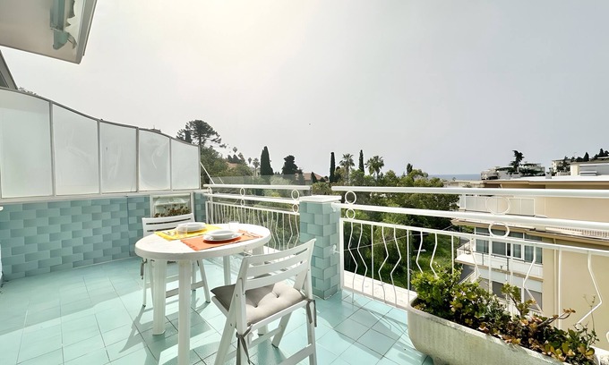 Sanremo Apartment | Apartment 'Flaminia' with Balcony and Wi-Fi