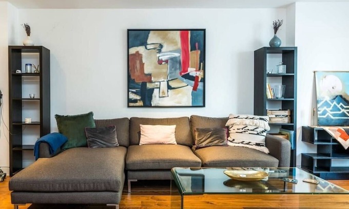 Bunhill Apartment | Apartment for 4 in the Heart of Shoreditch