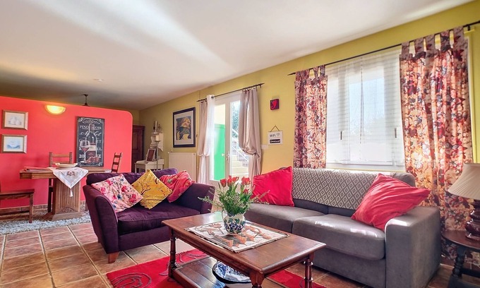 Cessenon-sur-Orb Apartment | Apartment for adventures in Languedoc, France