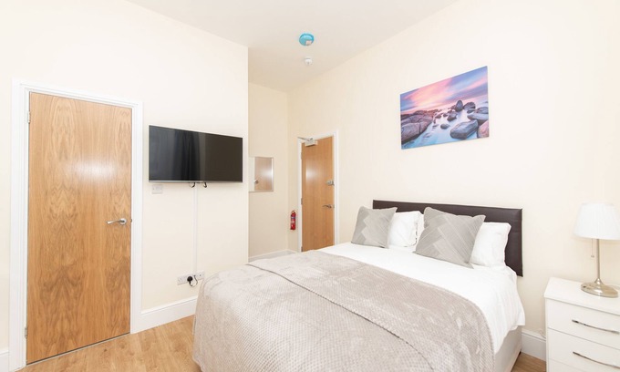 Southampton Apartment | Apartment for Students Nurses in Shirley RD