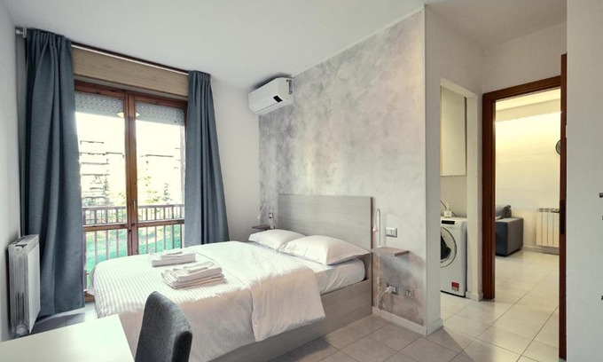 Assago Apartment | Apartment Forum III