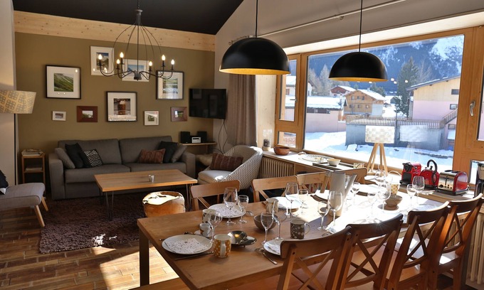 Pralognan-la-Vanoise Apartment | Apartment 7/9 people Chalet L CORTI
