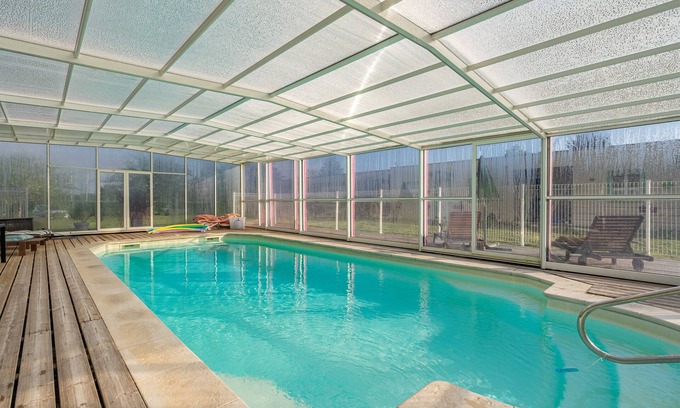 Saint-Simon-de-Bordes Apartment | Apartment 'Le Clos Du Champ De L'Amour - Fort Boyard' with Private Pool and Air Conditioning