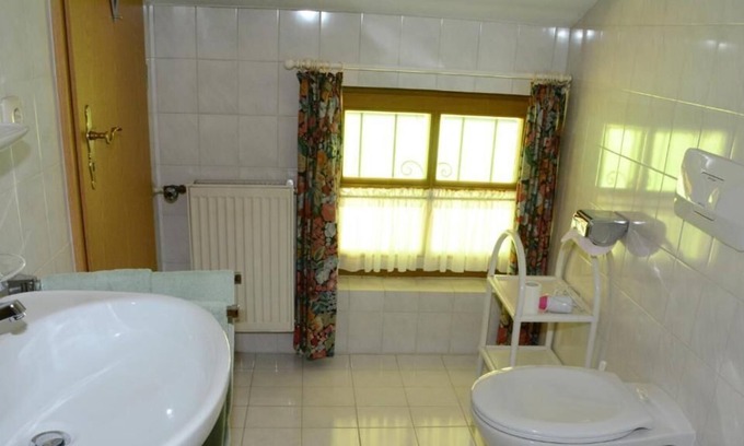 Entfelden Apartment | Apartment Geigelstein with large bedroom, kitchen and balcony 45sqm