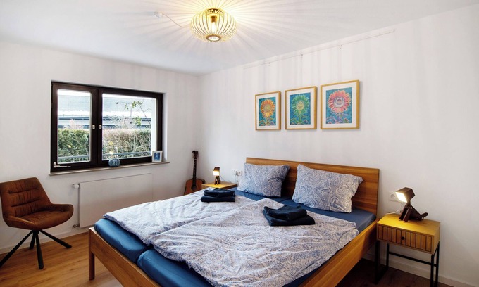 Langenargen Apartment | Apartment 'Gemütliche Ferienwohnung' with Private Garden, Balcony and Wi-Fi
