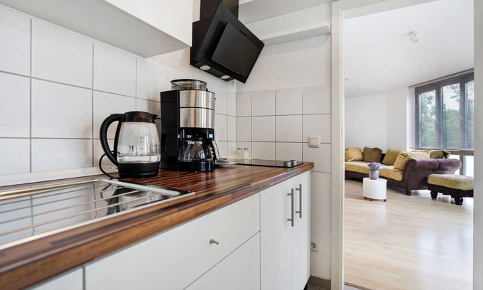 Outer Neustadt Apartment | Apartment 'Gemütliche 1-Zimmer-Wohnung' with Private Terrace and Wi-Fi