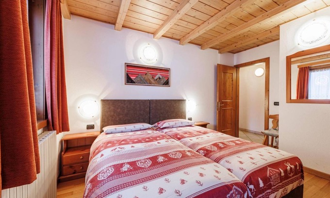 San Rocco Apartment | Apartment 'Gerry House' with Mountain View, Balcony and Wi-Fi