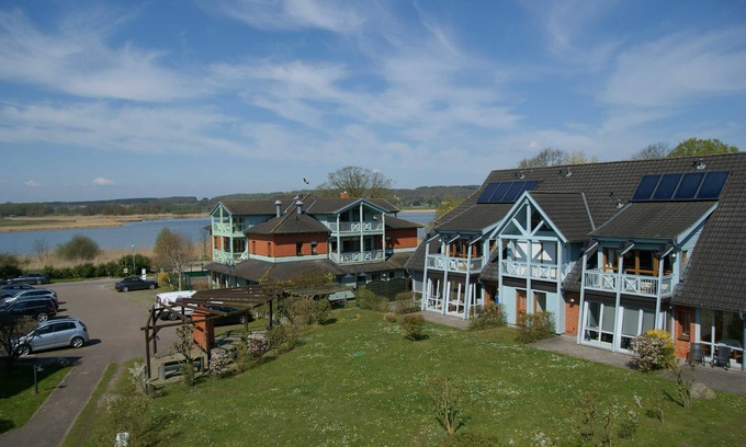 Neuensien Apartment | Apartment Granitz Blick 6 with lake view - Apartment Granitz Blick 6