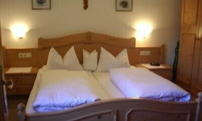 Unterwoessen Apartment | Apartment Hochplatte 32 m², 2-3 persons, 1 sep. Bedroom, Balcony, WLAN