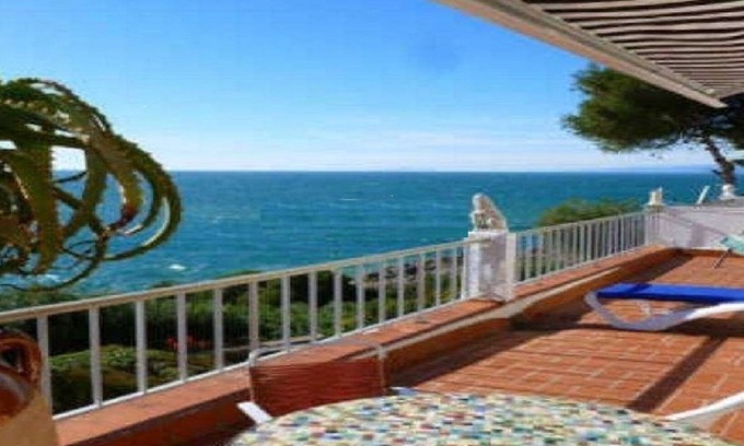 Cap de Salou Apartment | Apartment/house 1st line sea view cap salou