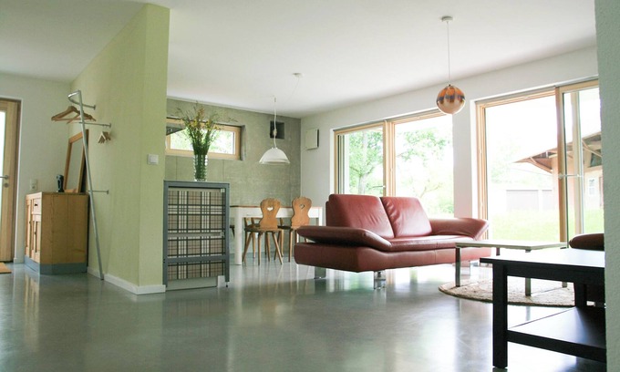 Lindau Apartment | Apartment 'I' with Private Terrace, Private Garden and Wi-Fi