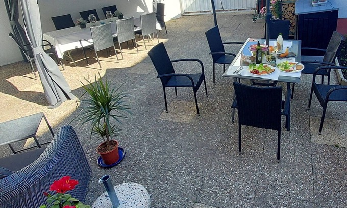 Worms Apartment | Apartment II, 3 Schlafzimmer, 1 Wohn-/schlafzimmer, Max. 8 Personen