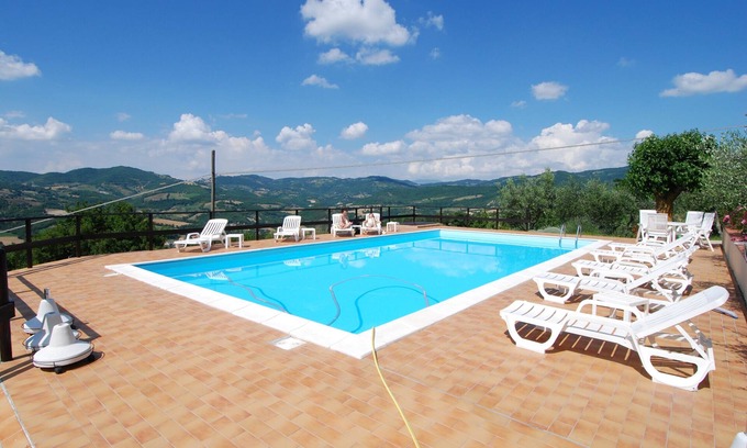 Ponte Grande Apartment | Apartment in a beautiful old estate, nature reserve "Monte Subasio".