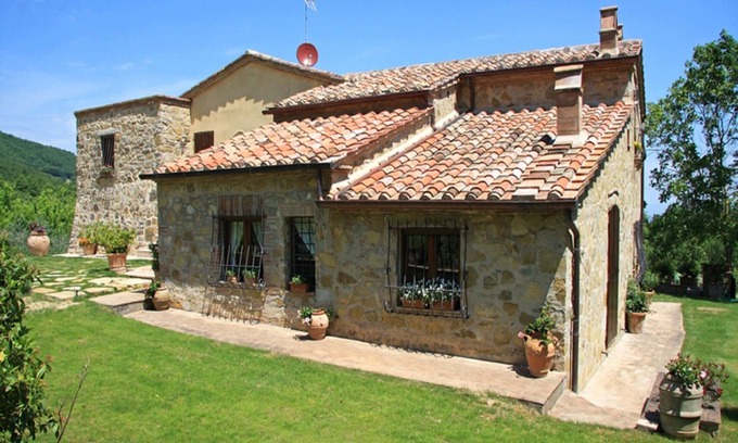 Cetona House | Apartment in Cetona with pool