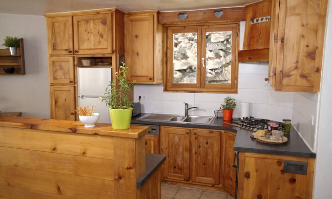 Le Fornet House | Apartment in Chalet Traditionnel les Verdaches in Fornet Val d'isère