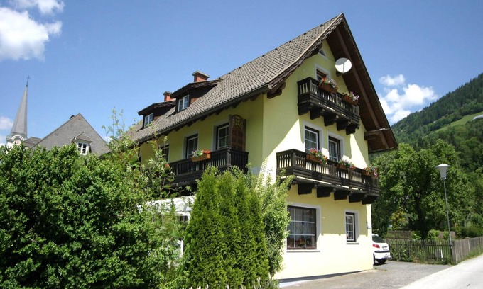 Feld am See Apartment | Apartment in Feld am See near Ski Slopes