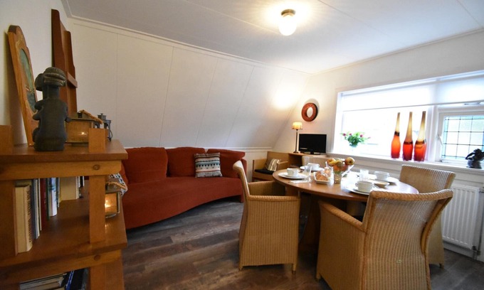 Zuideinde Apartment | Apartment in Giethoorn Venice of the North