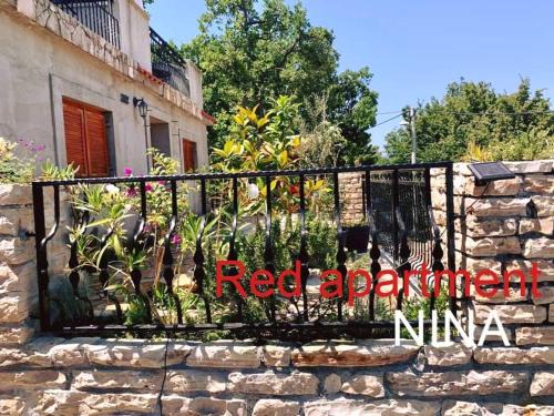 Donji Karin Apartment | Apartment in Karin Gornji with sea view, terrace, air conditioning, Wi-Fi (4207-3)