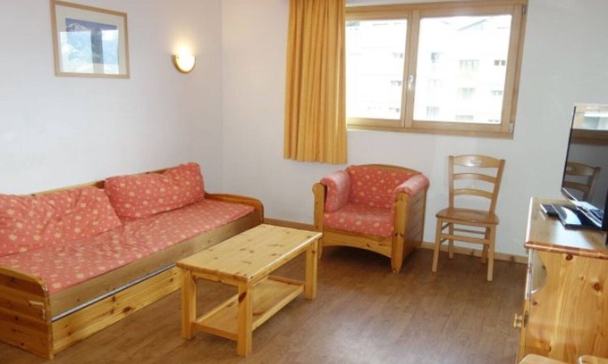 Nendaz Apartment | Apartment in Nendaz by Ski Slopes