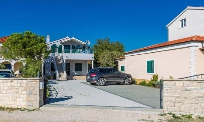 Pirovac Apartment | Apartment in Pirovac with Seaview, Terrace, Air condition, WIFI (4925-2)