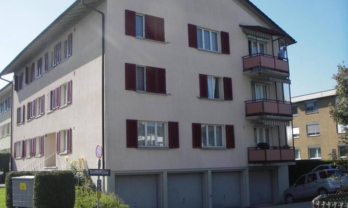 Rapperswil-Jona Apartment | Apartment in Rapperswil on Lake Zurich