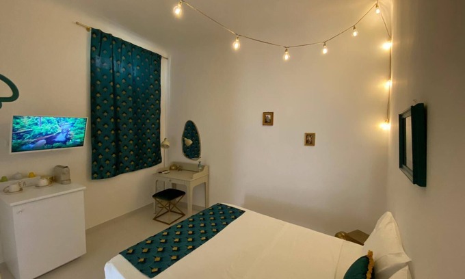 Bari City Centre Apartment | Apartment in the Borgo Antico, within walking distance of Largo Albicocca