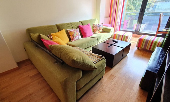 Nigran Apartment | Apartment in the center of Nigrán near América beach