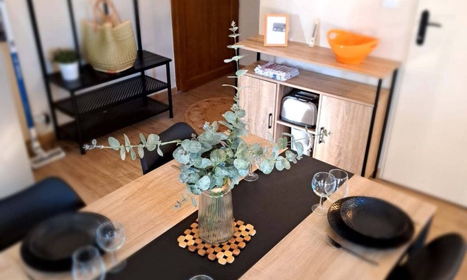 Uzes Apartment | Apartment in the center of Uzès