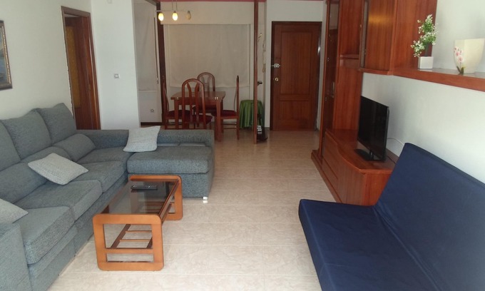 Sanxenxo Apartment | Apartment in the urban area of sanxenxo with sea views