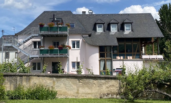 Trittenheim Apartment | Apartment in Trittenheim between vineyards