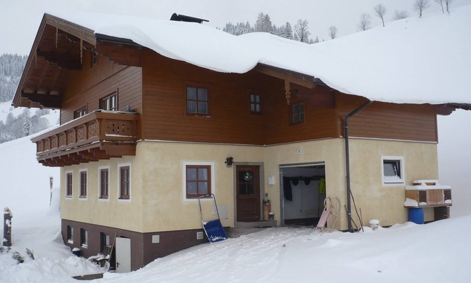 Wagrain Apartment | Apartment in Wagrain with Stunning Mountain Views