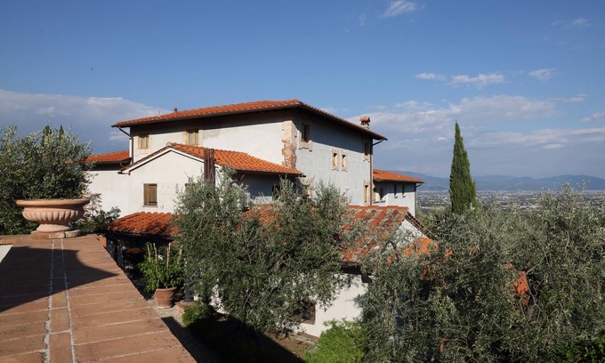 Serravalle Pistoiese Other | Apartment 2 rooms - 1 bathroom - sleeps 5 - wifi - pool