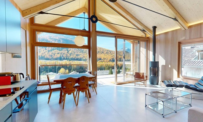 Celerina-Schlarigna Apartment | Apartment Julier Nouva - Apartment with Mountain View