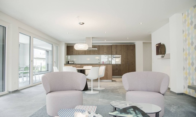 Central Interlaken Apartment | Apartment JungfrauCenter Brienzersee