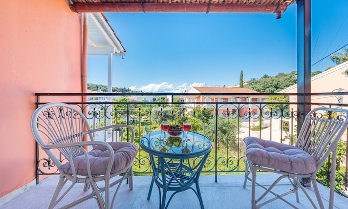 Kassiopi Apartment | Apartment 'Kassiopi 2' with Mountain View, Wi-Fi and Air Conditioning