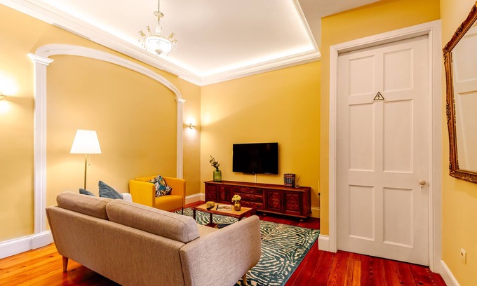 Horta Apartment | Apartment 'Ladomar Matriz' with Sea View, Private Terrace and Wi-Fi