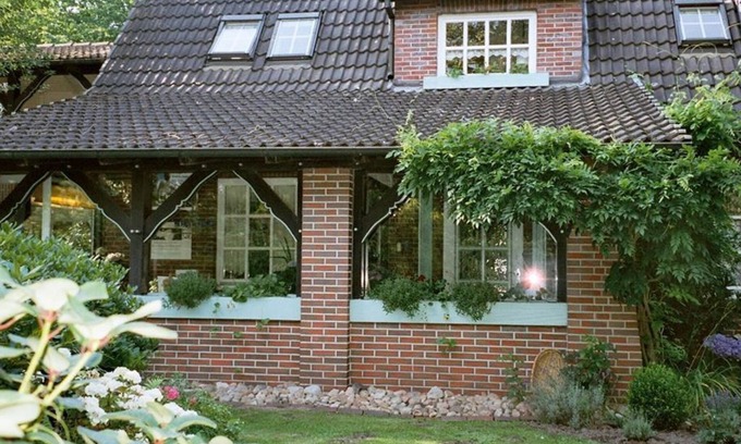 Bad Zwischenahn Apartment | Apartment "Landhaus im Grünen" - App. "Country house in the countryside", shower
