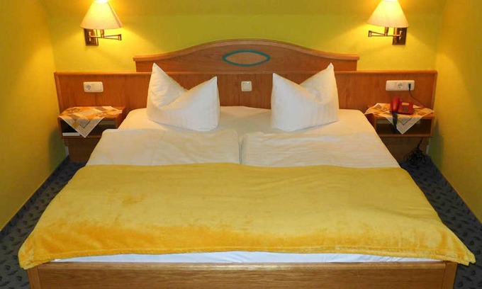 Neuwiese Hotel | Apartment - Landhotel "Neuwiese" with traditional inn "At the Mill"