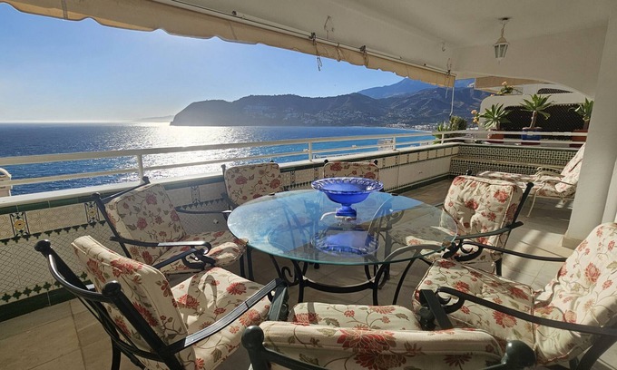 Almunecar Apartment | Apartment "Las Terrazas" with Sea View & Wi-Fi